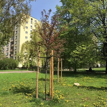 White House * Warsaw